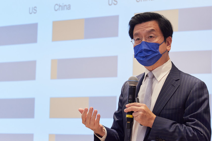 Seminar by Dr. Lee Kai Fu - "Will China become a Deep Tech Superpower?" gallery photo 5